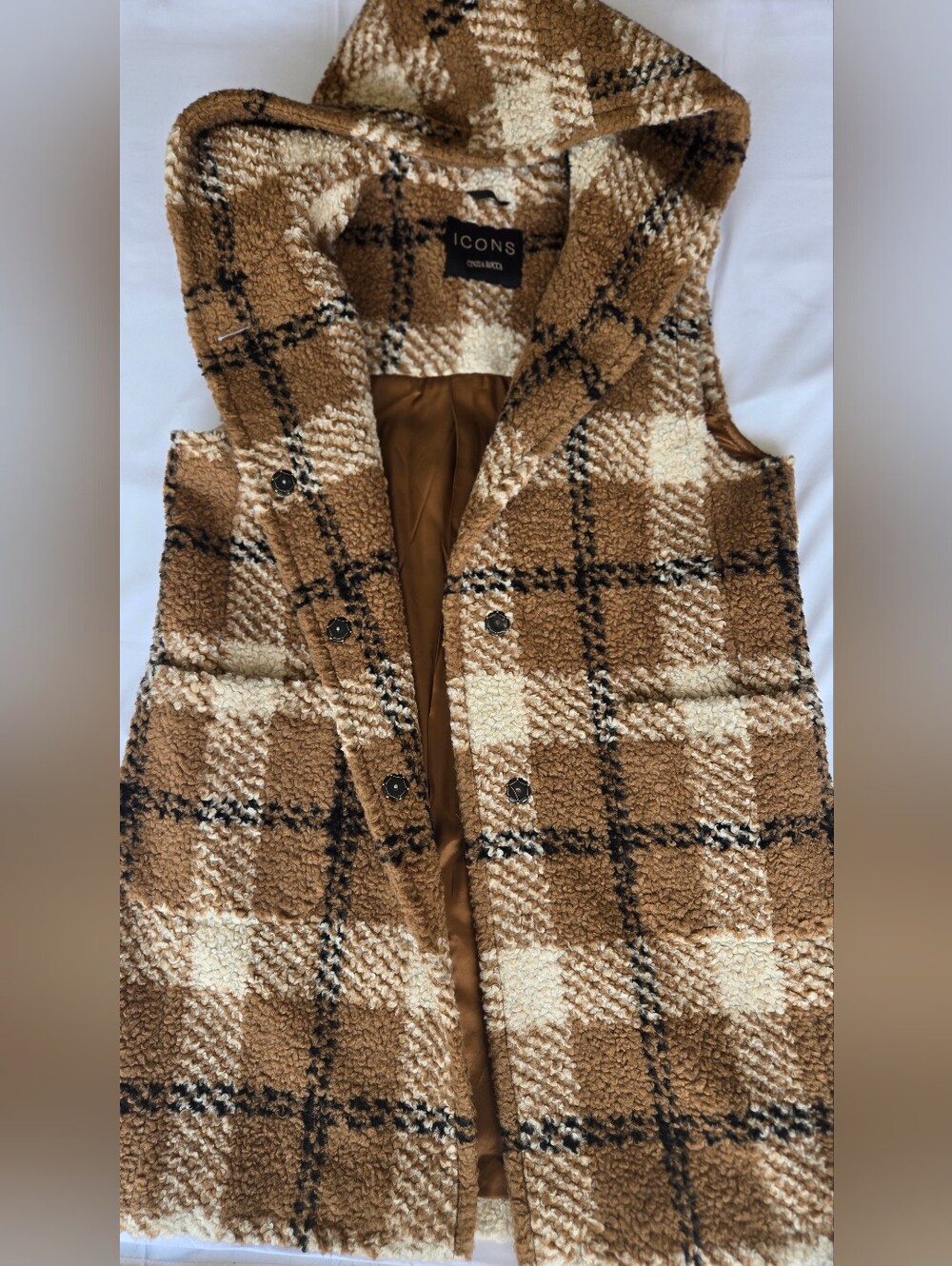 Cinzia Rocca ICONS Women's Warm Long Plaid Sherpa Sleeveless Coat -Camel & Cream